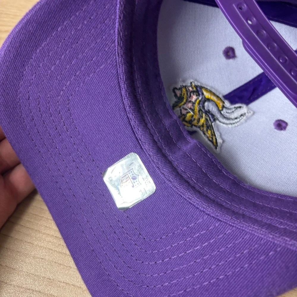 Minnesota Vikings Hat Cap Snap Back Purple NFL Football Miller Lite Adjustable